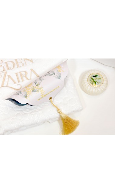 Trusou botez brodat pentru fetite personalizat cu licurici si clopotei, Gradina secreta 10